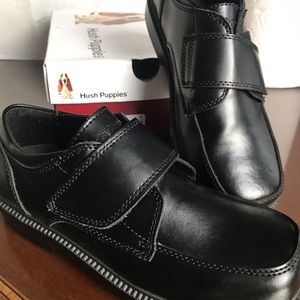 Boys black Velcro dress shoes